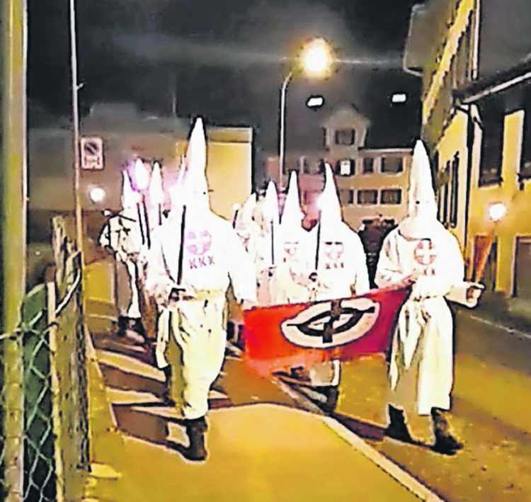 «Ku-Klux-Klan-Fasnächtler blitzte vor dem Richter ab»