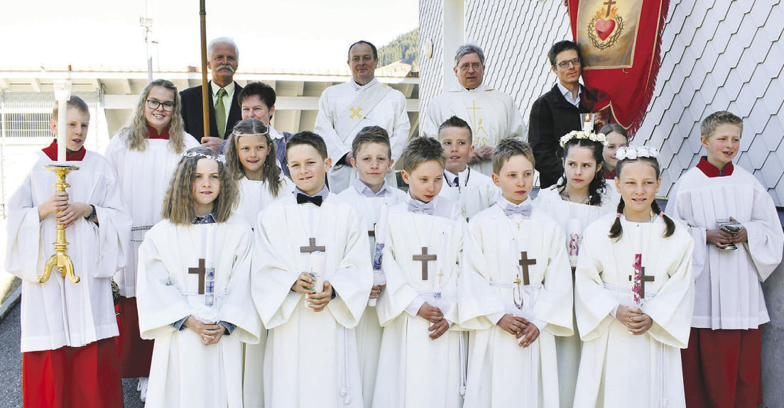 Neun Kinder schritten zur ersten heiligen Kommunion