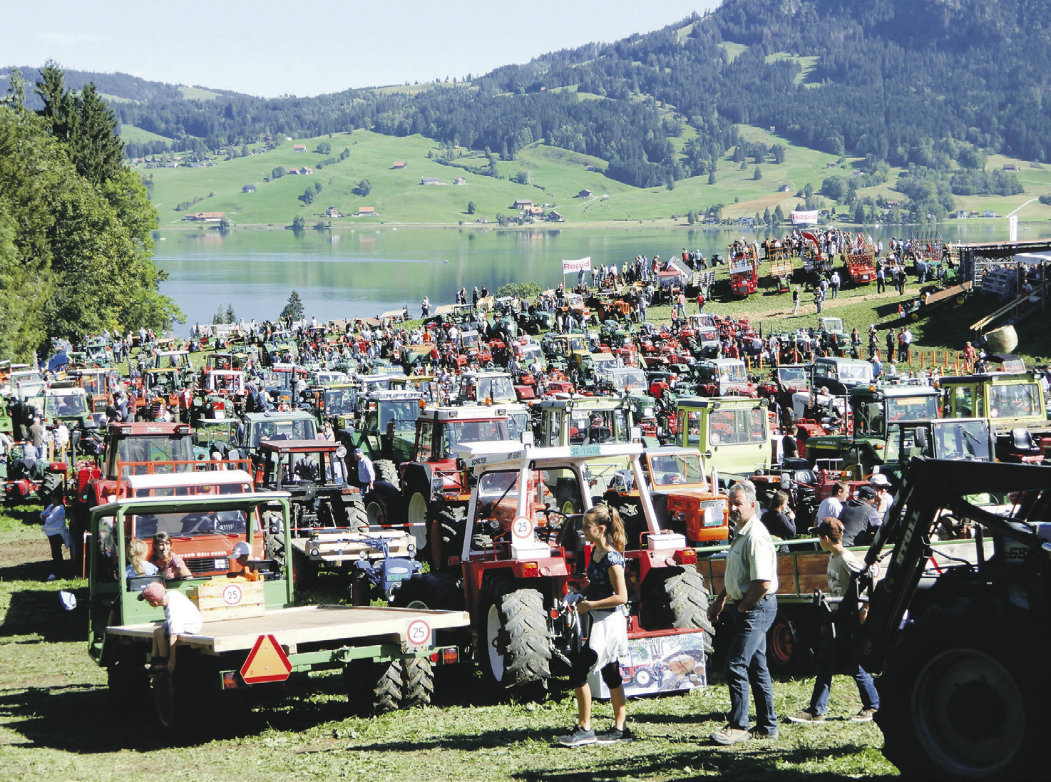 Jubiläums Traktoren-Oldtimer Treffen in Gross am Sihlsee