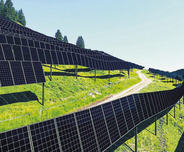 Oberiberg sagt knapp Nein zum Projekt «Alpin Solar Ybrig»