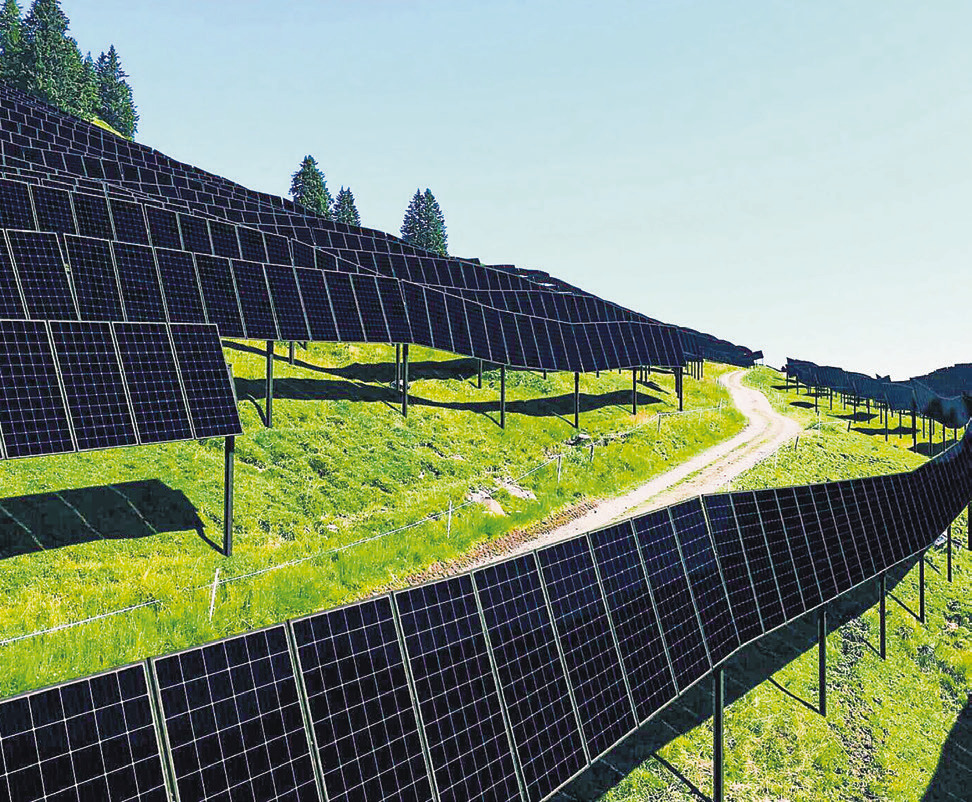 Oberiberg sagt knapp Nein zum Projekt «Alpin Solar Ybrig»